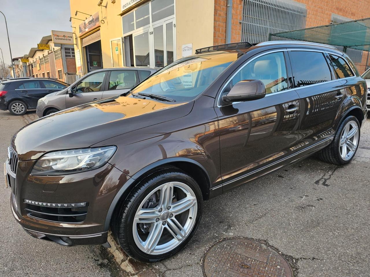 Audi Q7 3.0 V6 TDI 240cv Quattro*Pelle*Navi*Tetto*Bi-Xeno*21*7Posti*