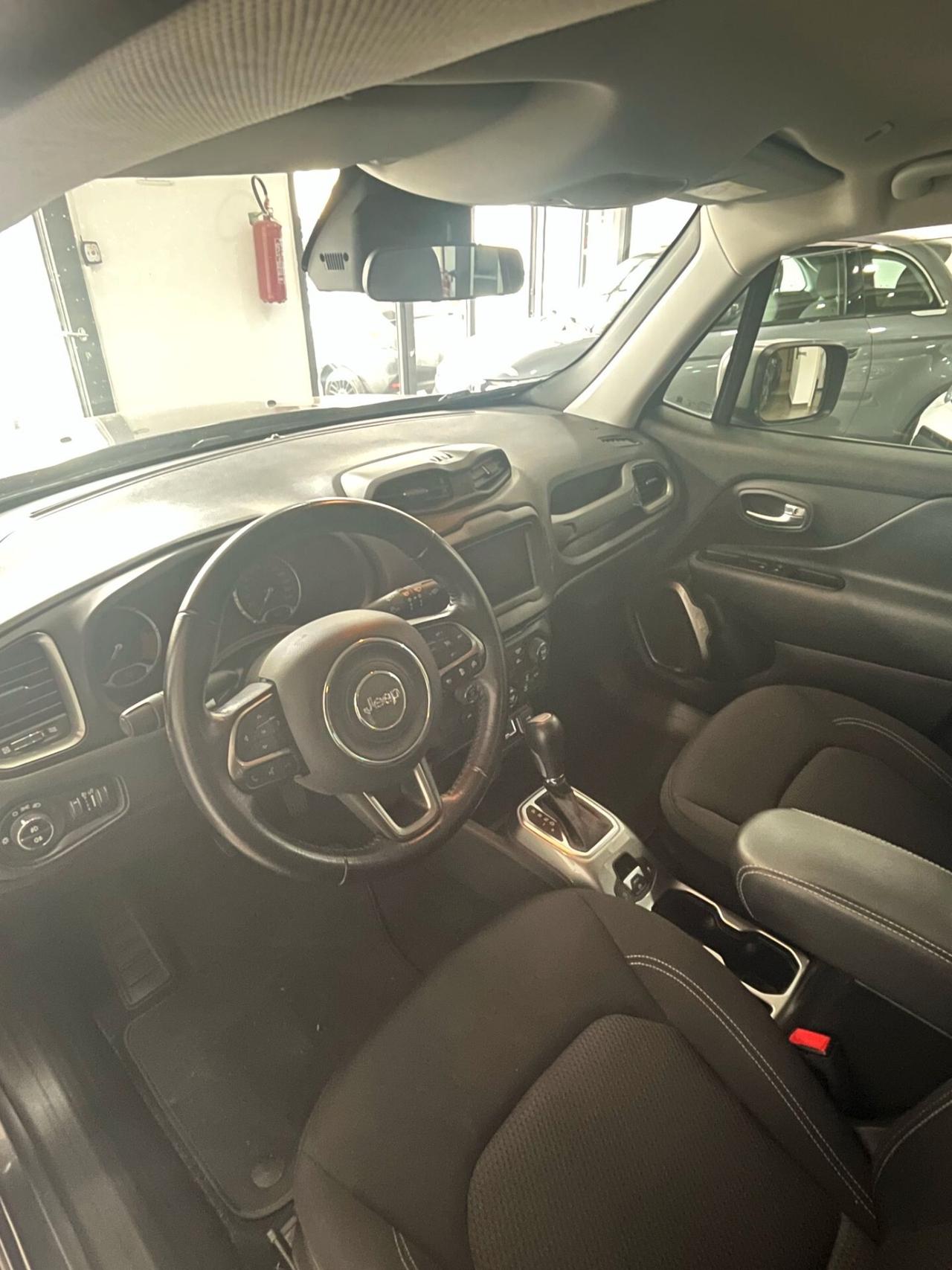 Jeep Renegade 1.6 Mjt DDCT 120 CV Limited