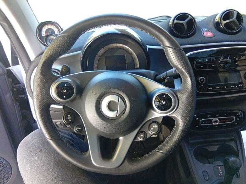 smart fortwo III 2015 1.0 Passion 71cv twinamic my18