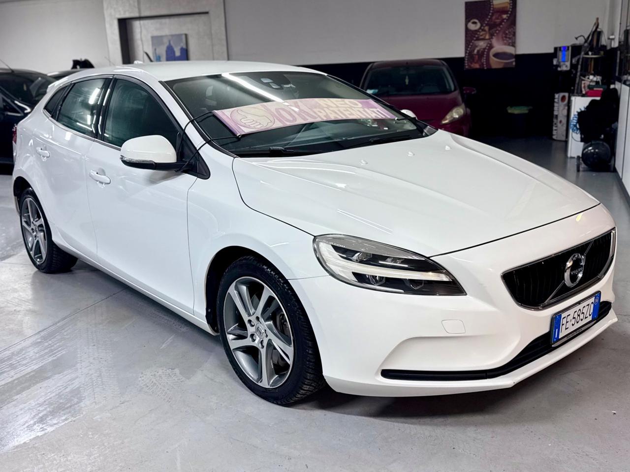 Volvo V40 R 2.0 Diesel 110cv Auto 2016 Euro 6b