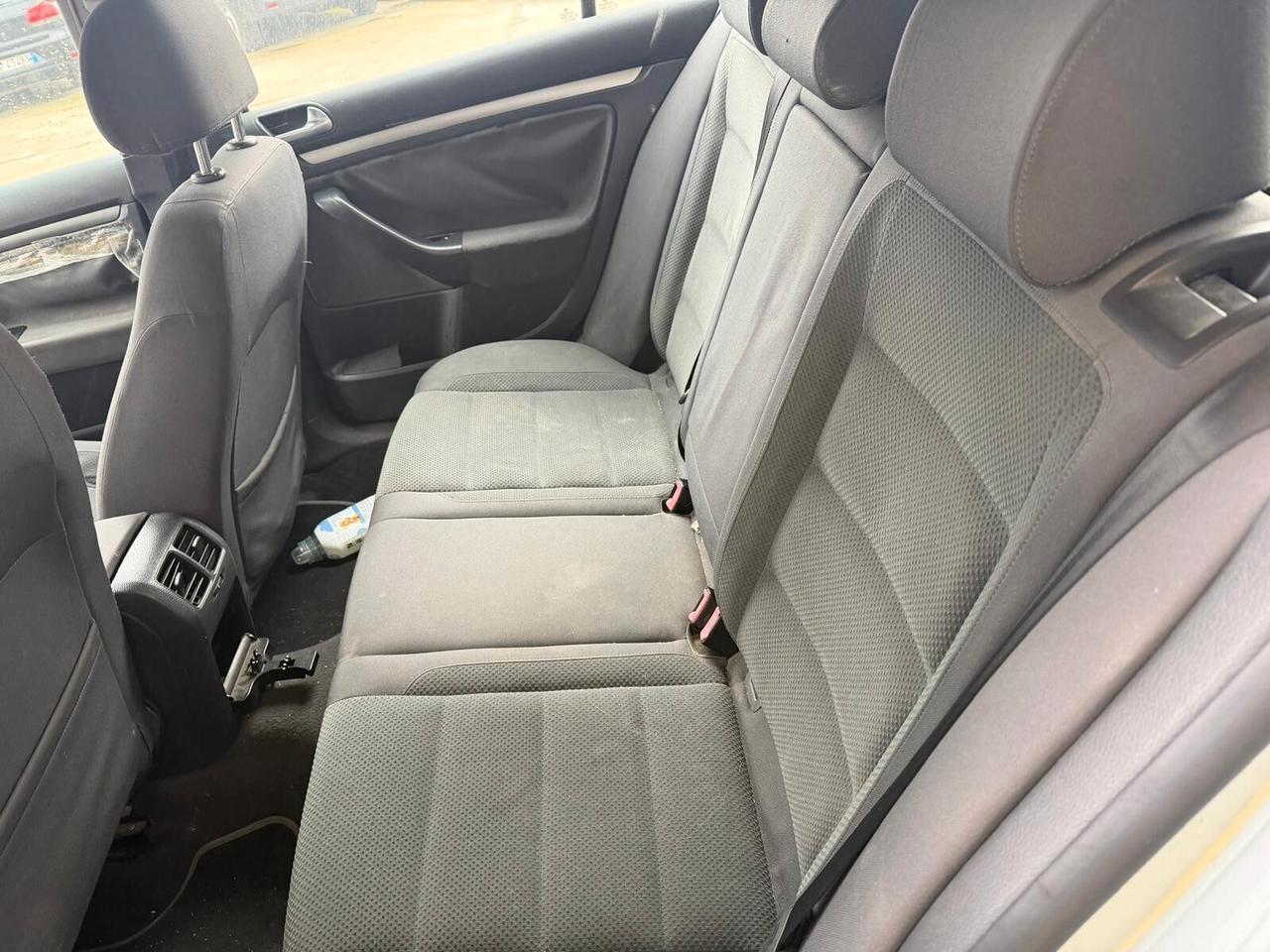 Volkswagen Golf 1.9 TDI 5p. Sportline