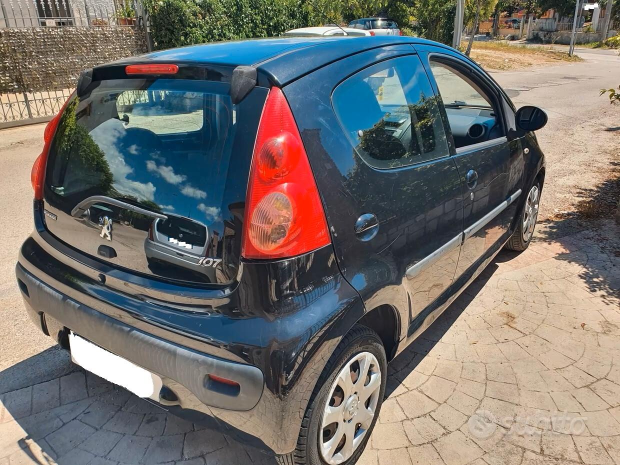 Peugeot 107 1.0 68CV 5porte Sweet Years CLIMA ESENTE BOLLO multifunzione