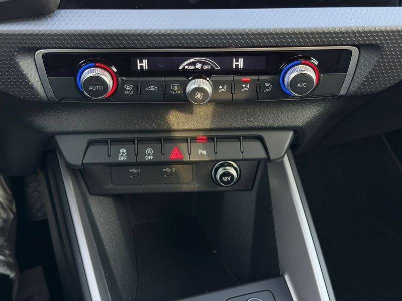 Audi A1 A1 Sportback 30 116cv s-tronic SLINE led multicolor grigio perlato