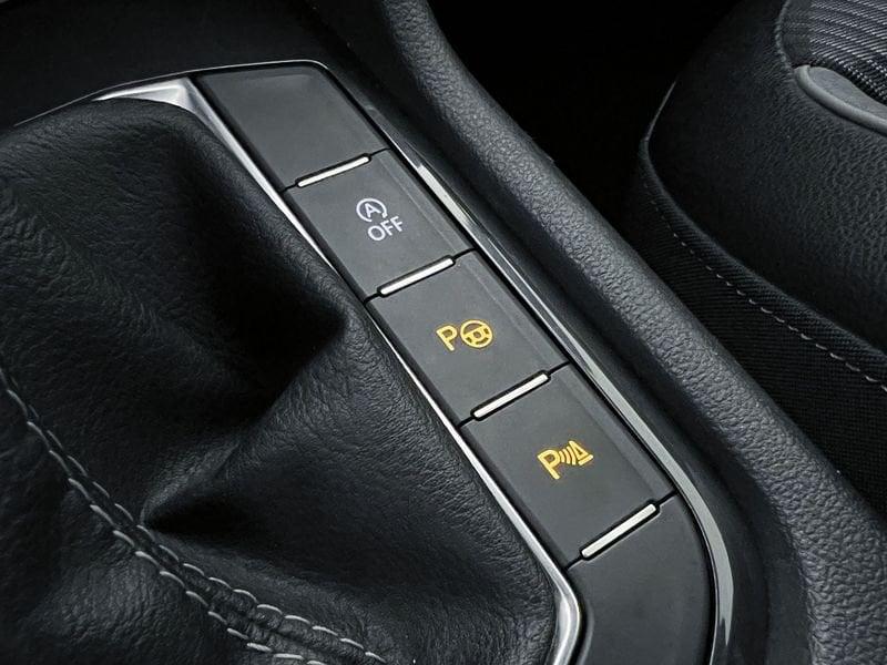 Volkswagen Tiguan Tiguan 2.0 tdi R-Line 150cv dsg