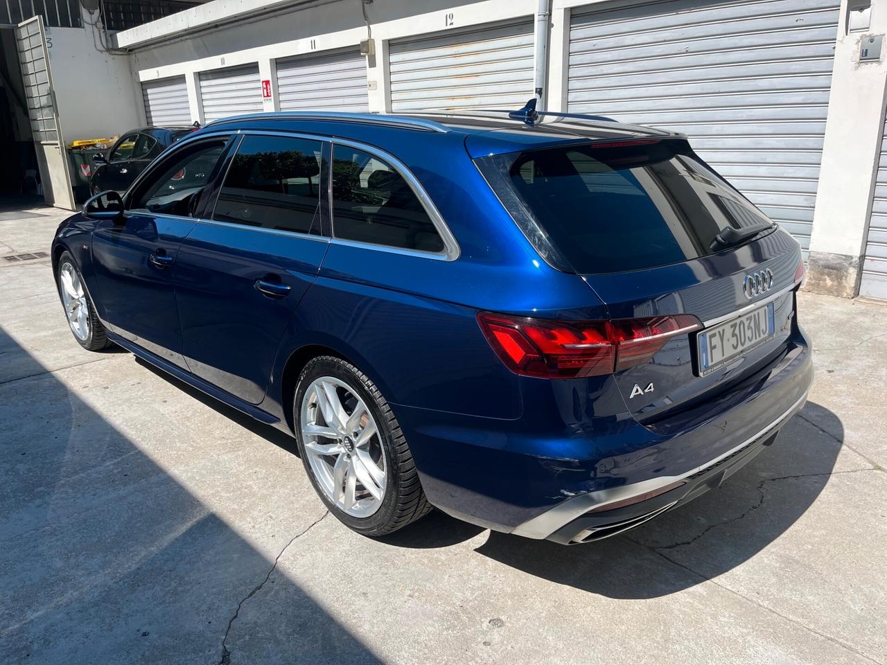 Audi A4 Avant 40 TDI quattro S tronic edition