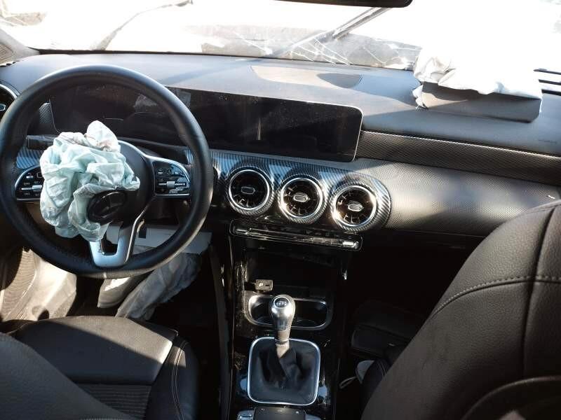 Mercedes-benz A 160 d Premium