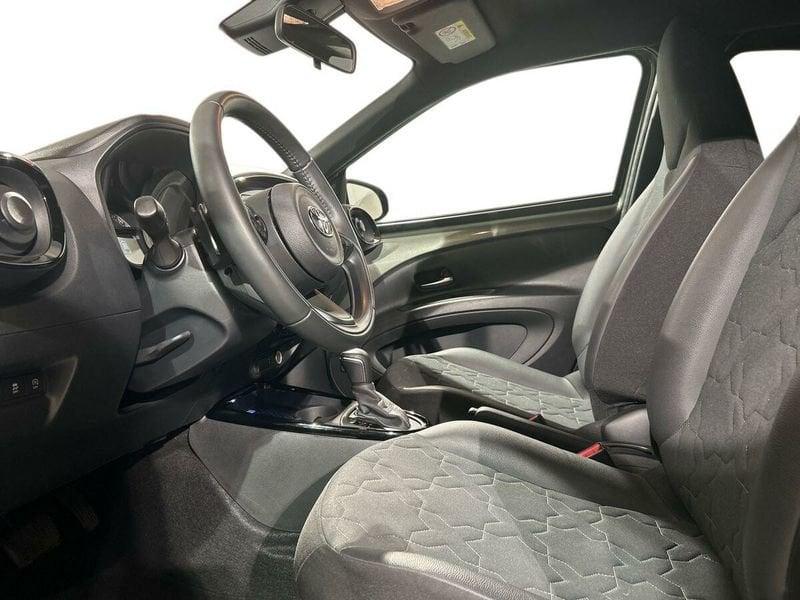 Toyota Aygo X 1.0B (72 CV) Lounge