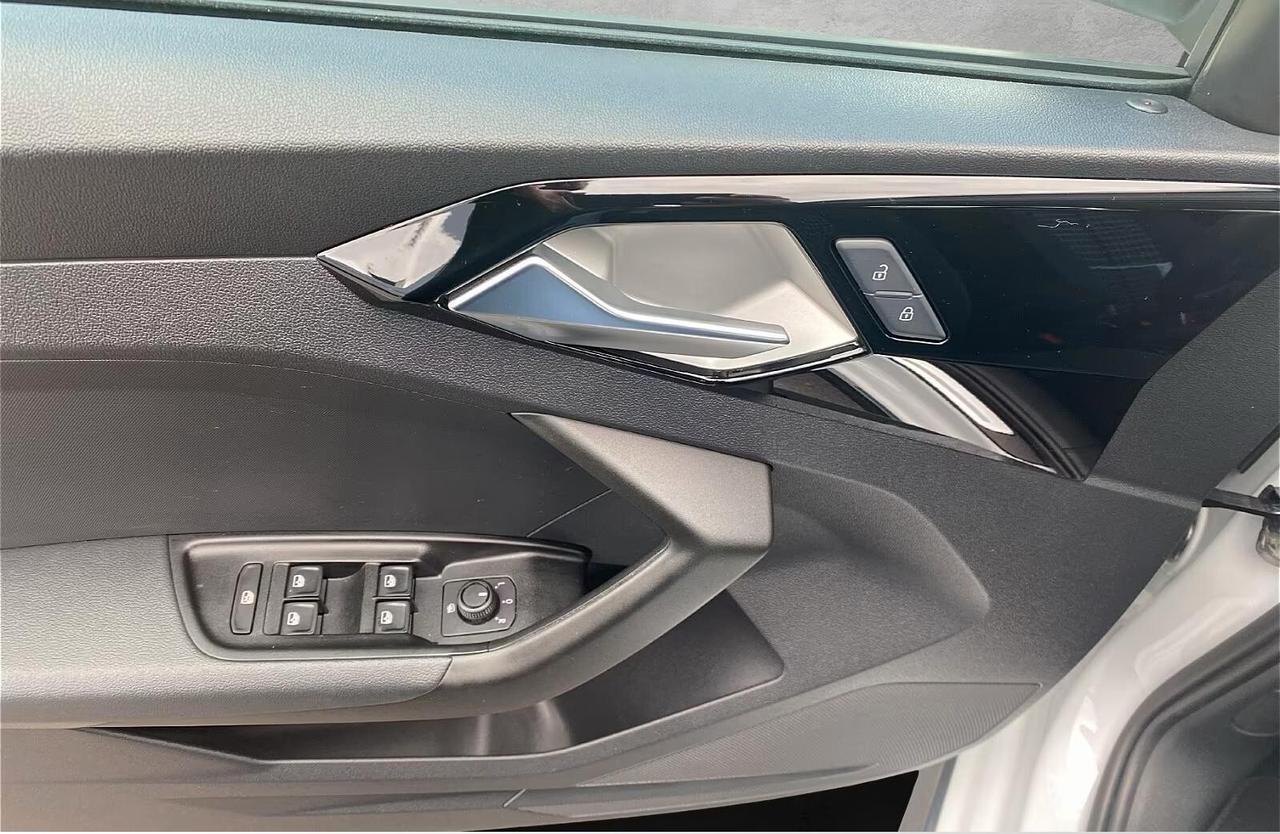 Audi A1 citycarver 30 TFSI Identity Contrast