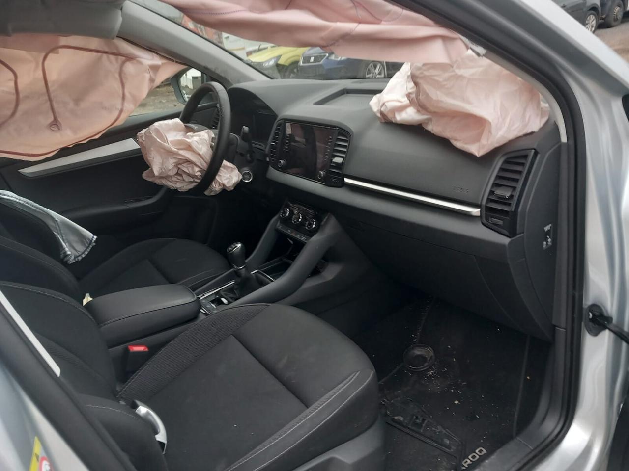 Skoda Karoq SINISTRATA ANNO 2025