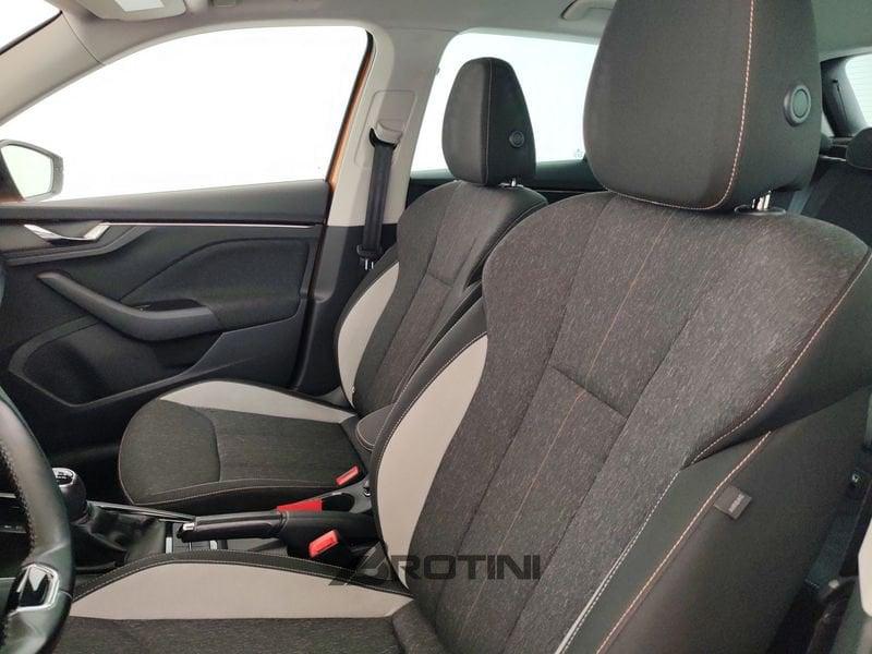 Škoda Kamiq 1.0 TSI 110cv BLACK DOTS