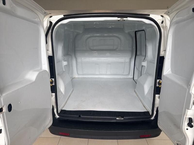 FIAT Doblò 1.3 MJT PC-TN Cargo Lamierato SX 2 Posti 9.500 + IVA 22% Coibentato