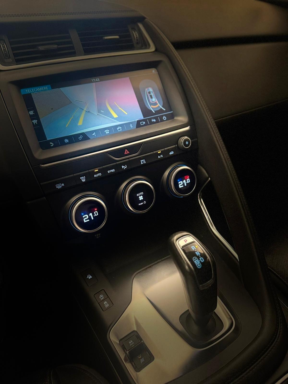 Jaguar E-Pace 2.0D 150 CV R-Dynamic