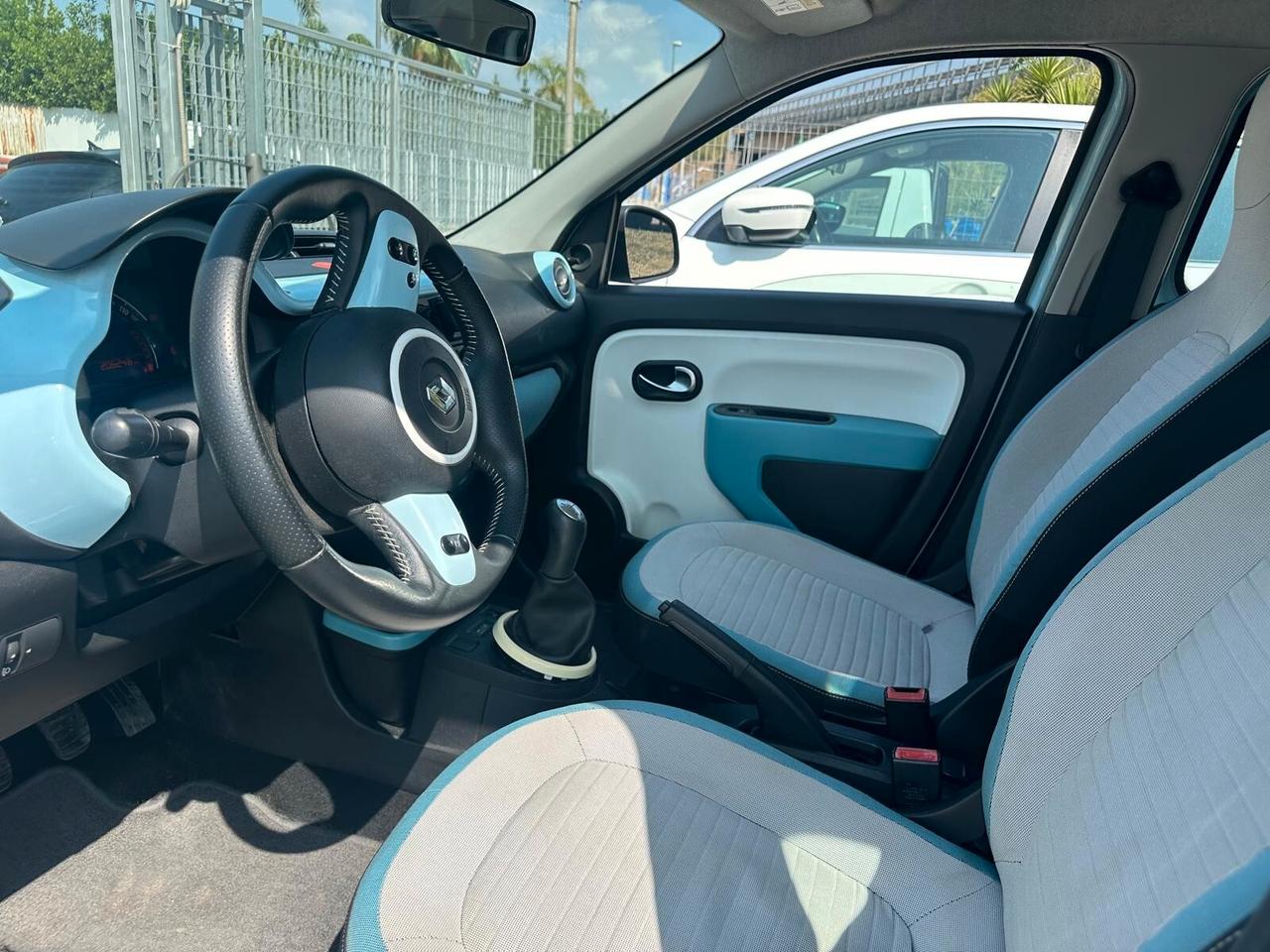 Renault Twingo 1.0 SCe Live-09/2014