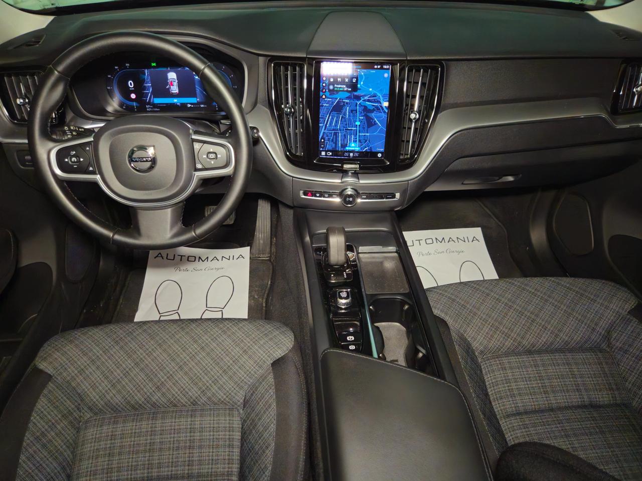 Volvo XC60 2.0 b4 Core auto