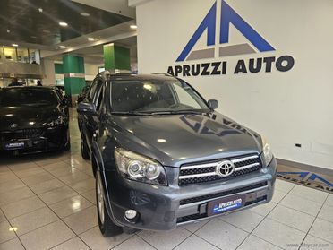 TOYOTA RAV4 2.2 D-4D 177 CV Sol Plus