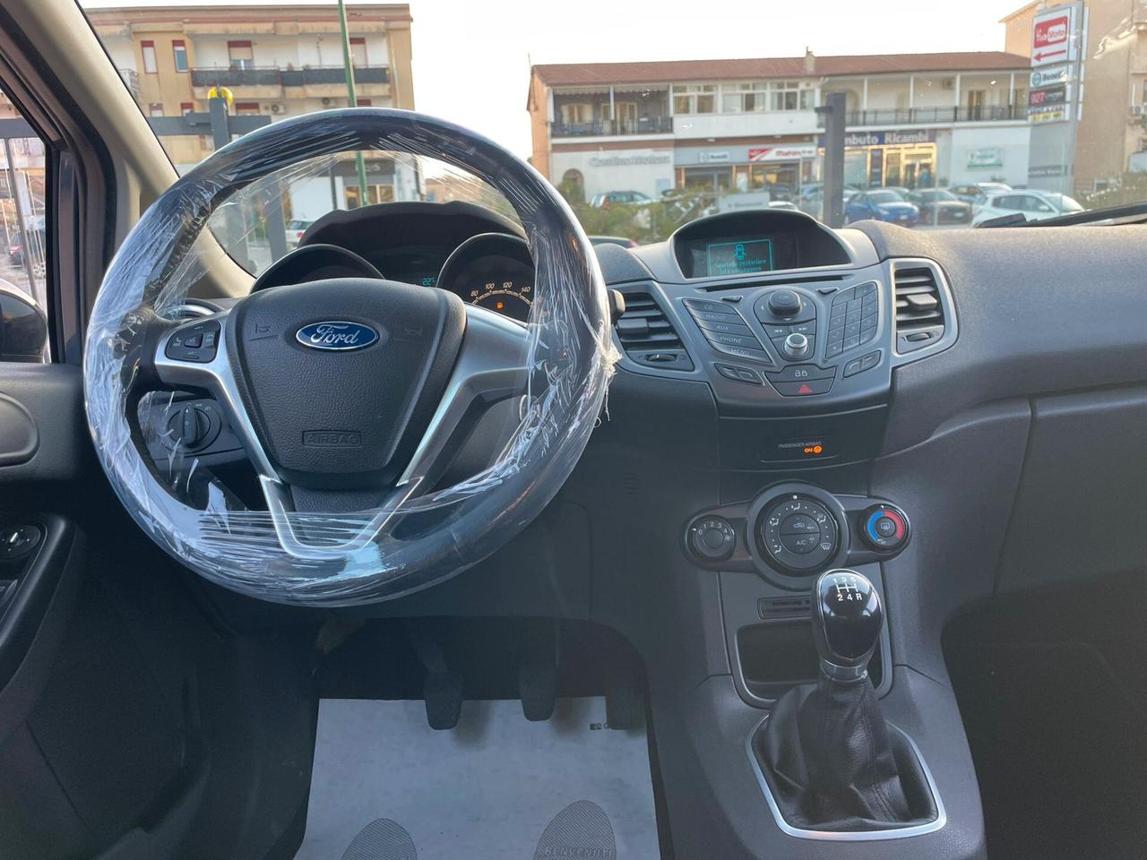 Ford Fiesta 1.4 5p. Bz.- GPL Titanium 2015