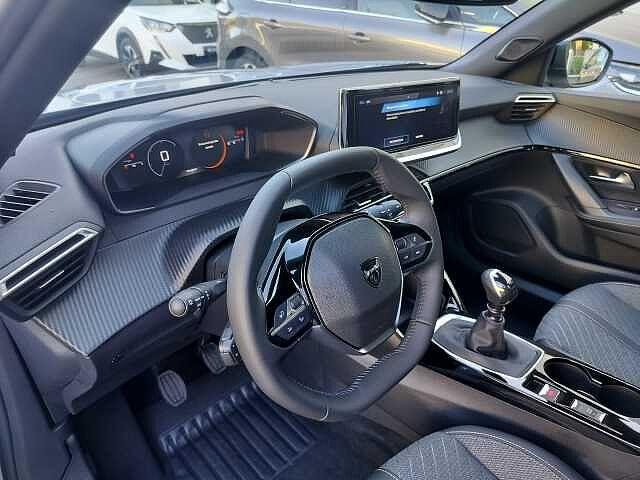 Peugeot 2008 PureTech 100 S&S Allure *KM Ø*