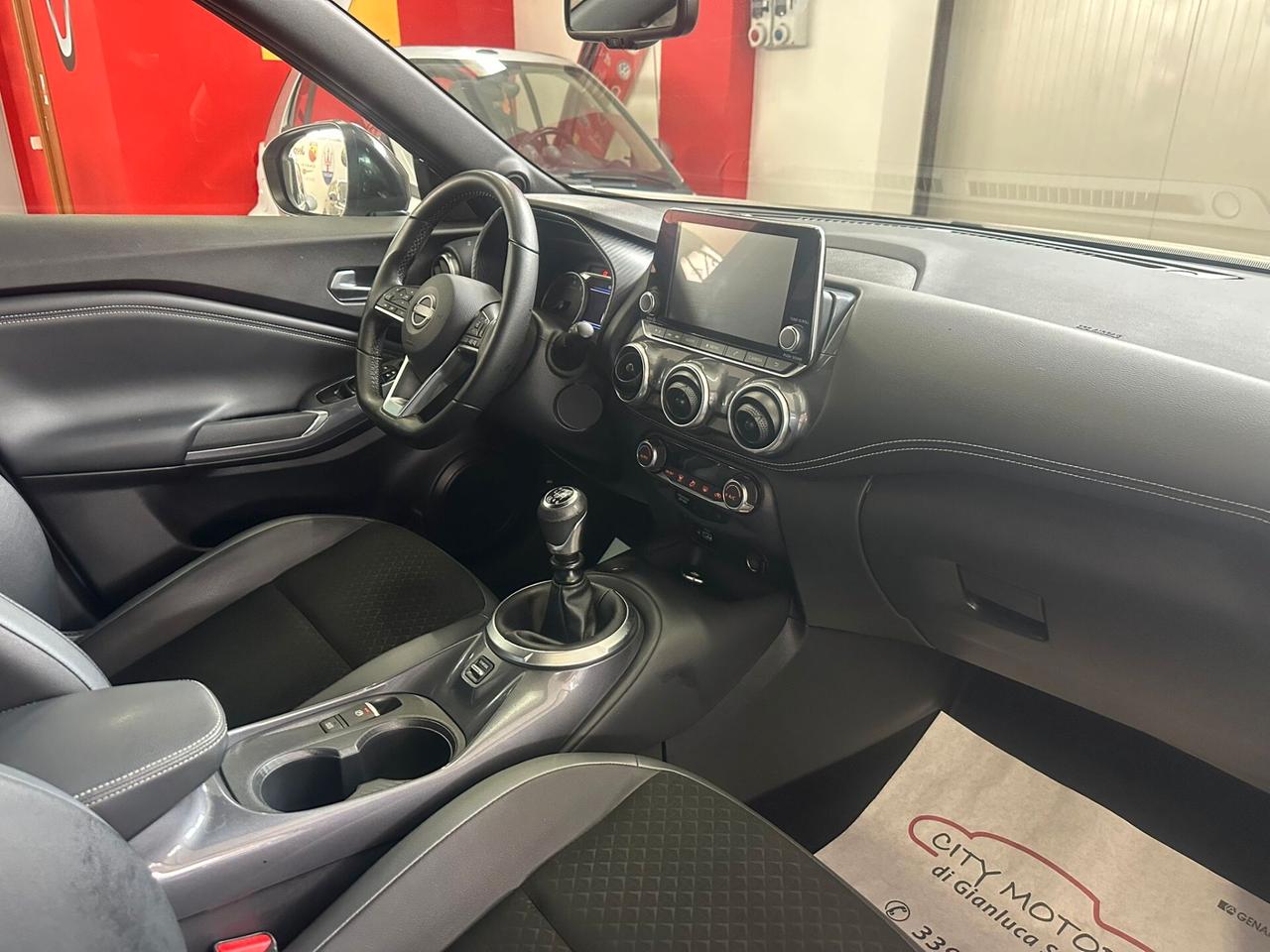 Nissan Juke 1.0 DIG-T 114 CV N-Connecta Promo