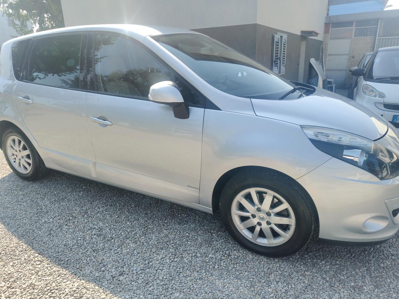 Renault Scenic Scénic X-Mod 2.0 automatica GPL NUOVO