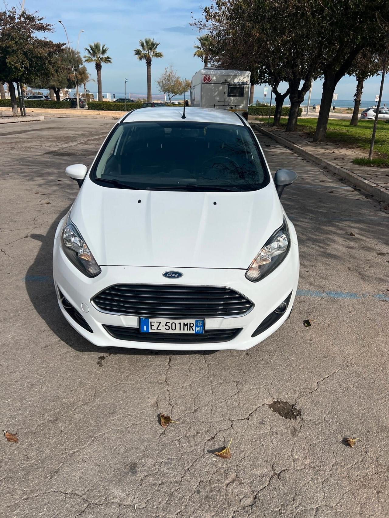 Ford Fiesta 1.4 5p. Bz.- GPL Titanium 2015