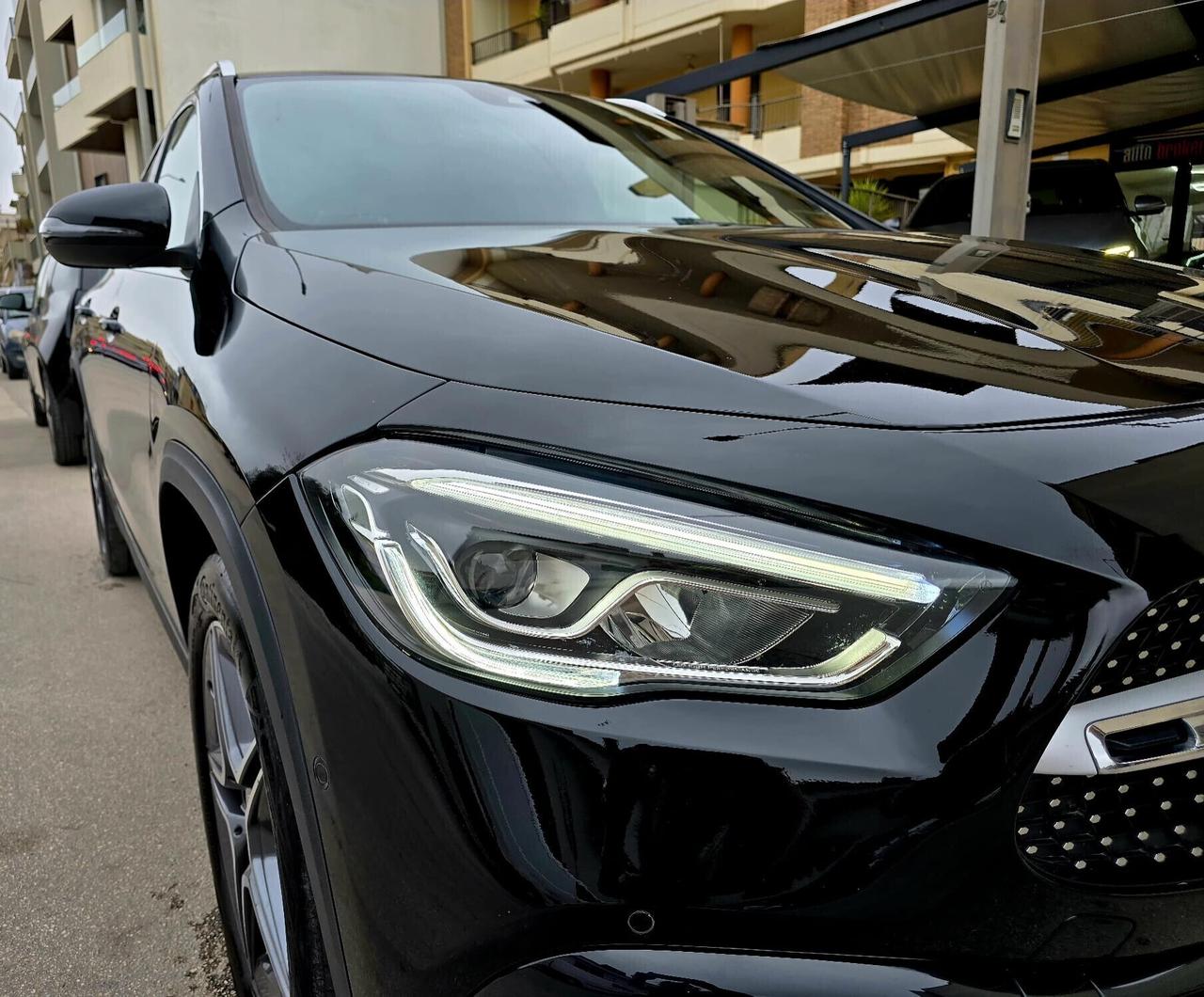 MERCEDES GLA 250e PHEV(eq-power) PREMIUM AMG