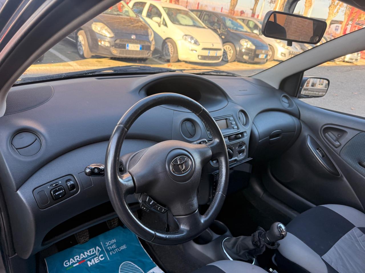 Toyota Yaris 1.0 5 porte