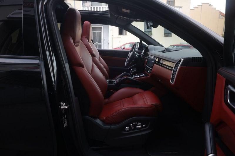 Porsche Cayenne Porsche Cayenne 3.0 V6 E-Hybrid PROMOZIONE TETTO PANORAMICO Unicoproprietario