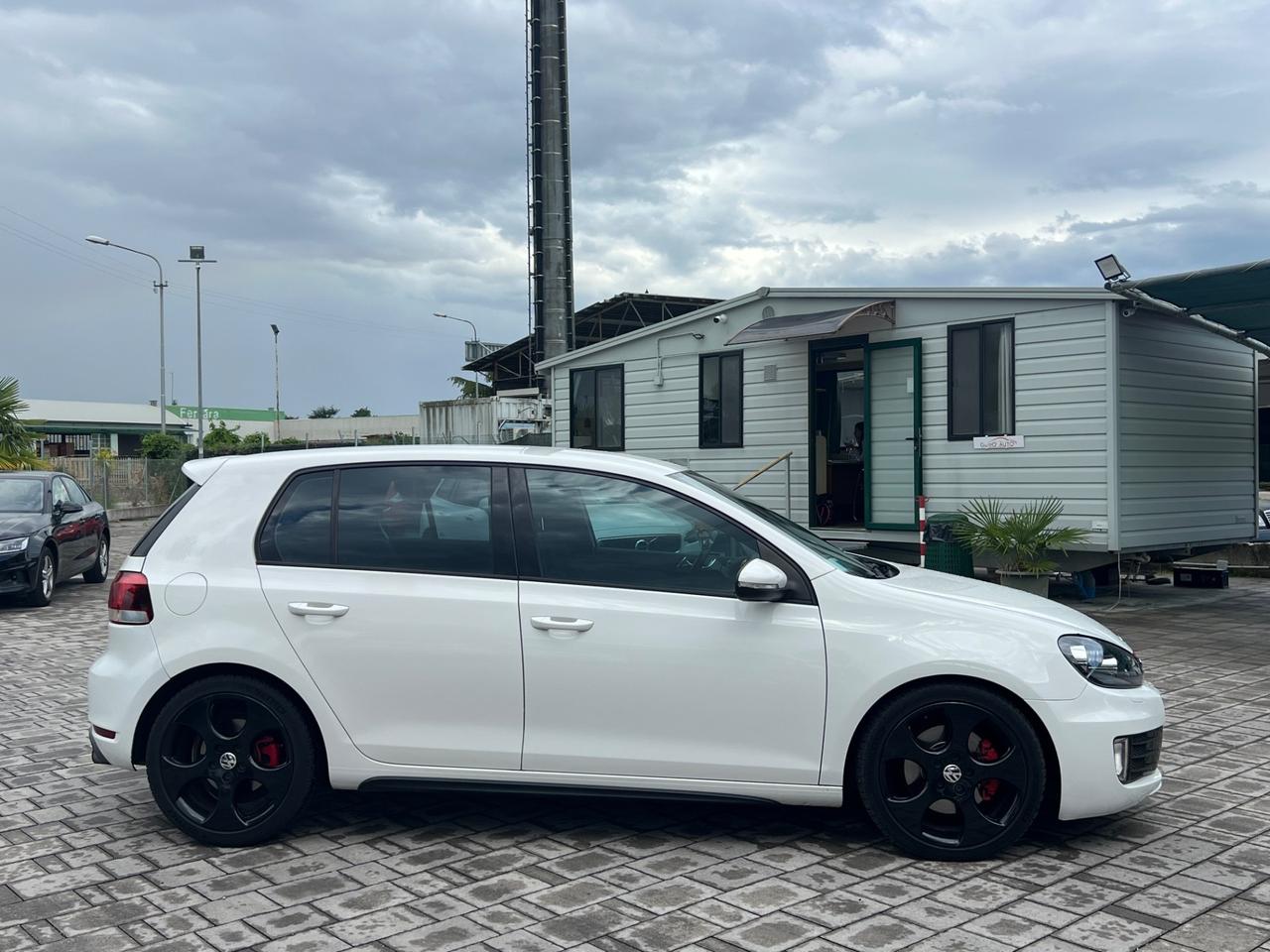 Volkswagen Golf GTI 210 cv IMPECCABILE