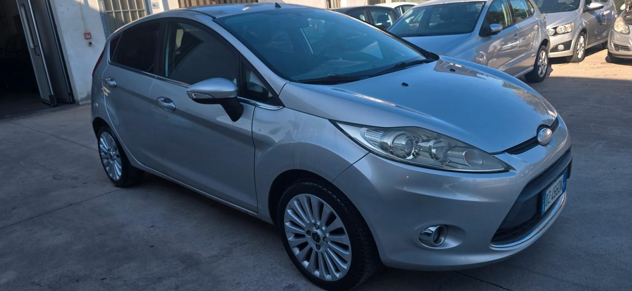 Ford Fiesta 1.4 TDCi 5p. Ghia