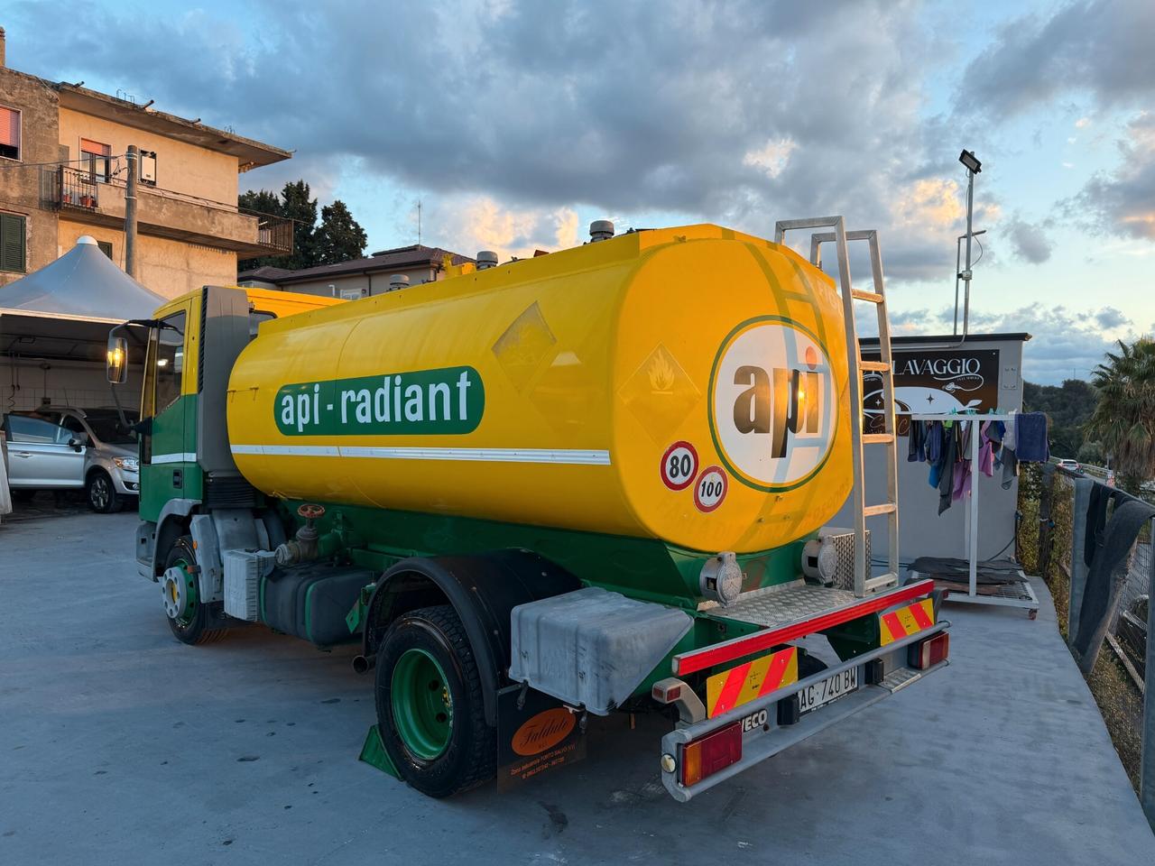 Iveco EUROCARGO 100 E 18