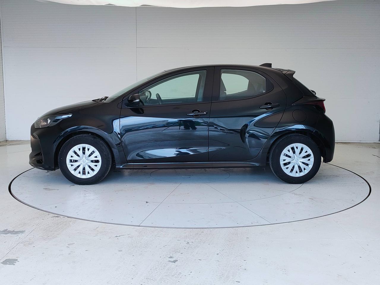 TOYOTA Yaris IV 2020 - Yaris 1.5h Active