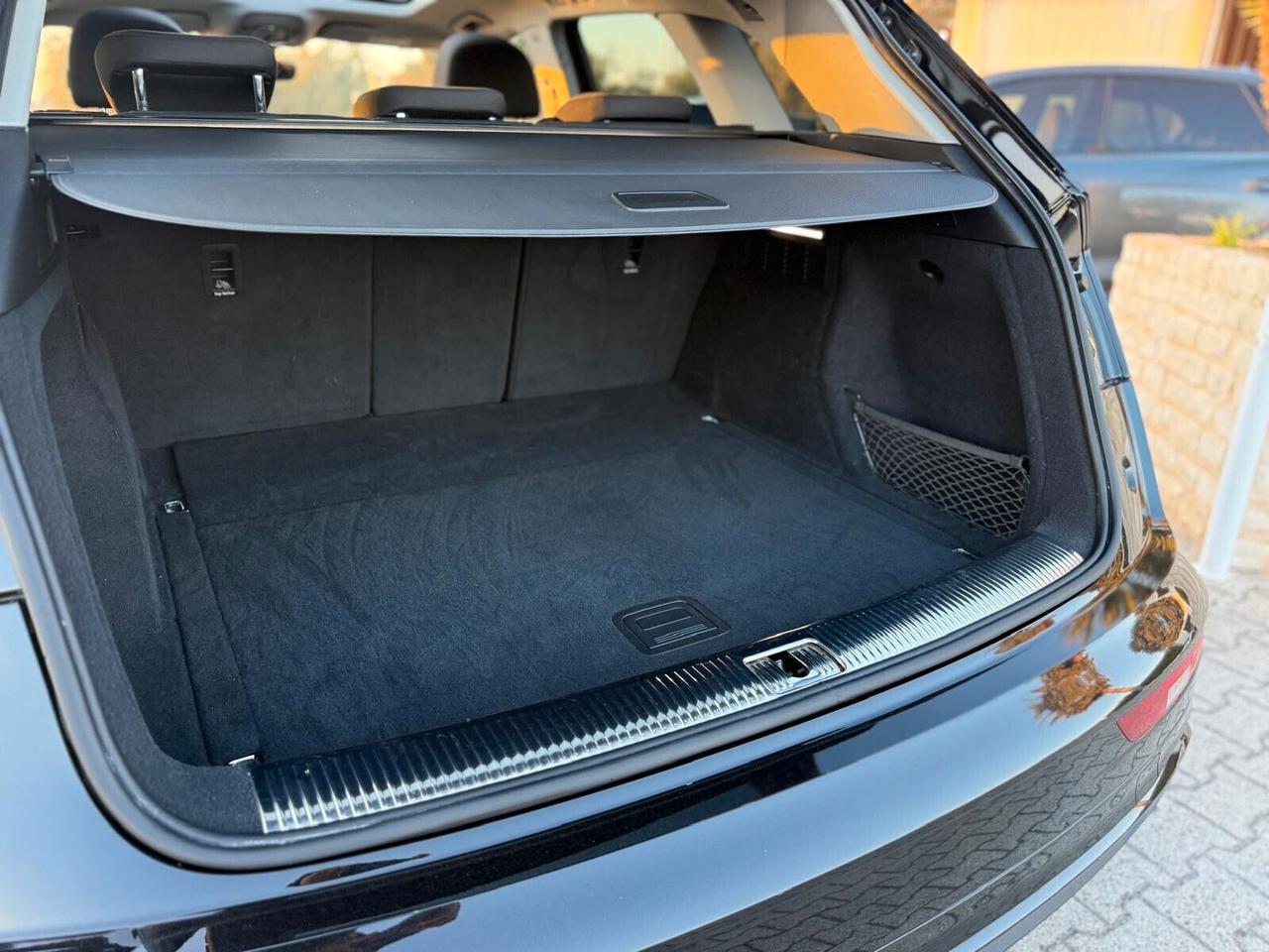 Q5 Suv 2.0 TDI Mhev 187cv S Line Identity + Tetto