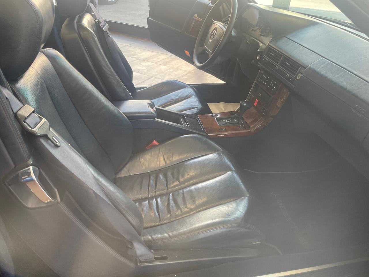 Mercedes-benz SL 300 SL-24 cat