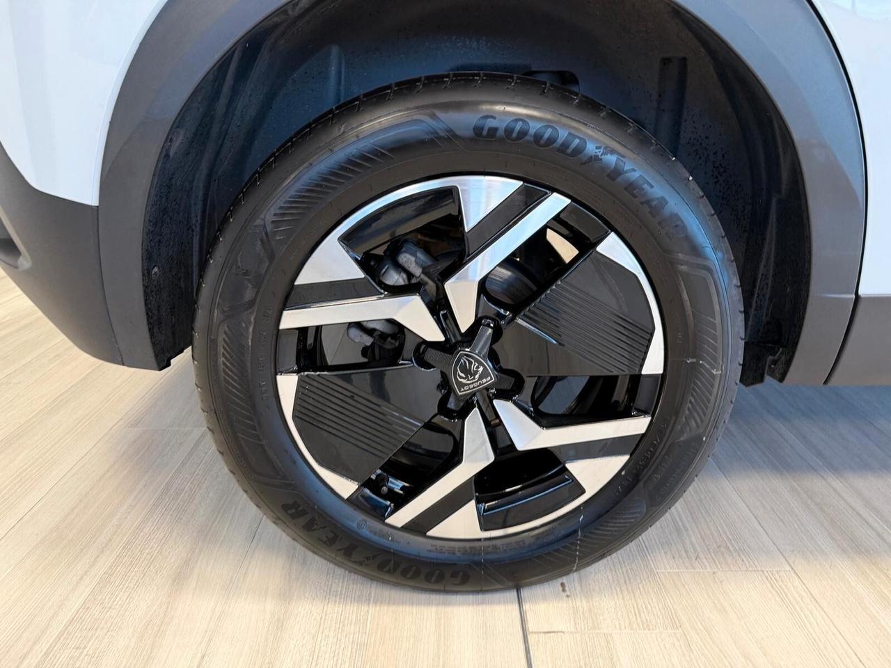 Peugeot 2008 Allure 100 S&S PureTech