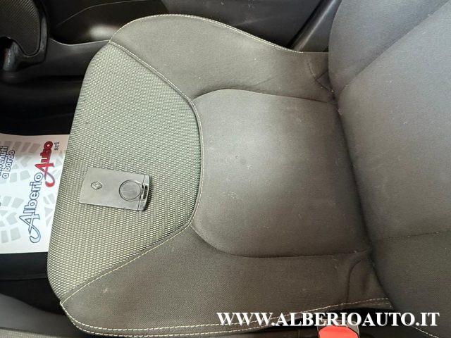 RENAULT Clio 1.2 75CV GPL 5 porte Live GPL VALIDO FINO AL 2035