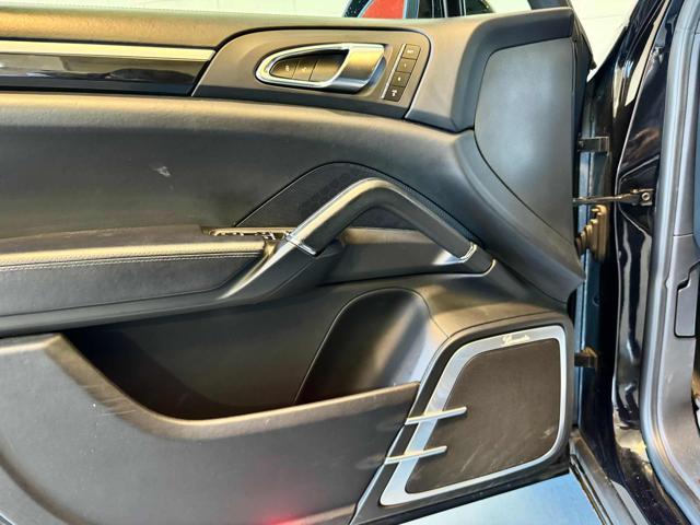 PORSCHE Cayenne 3.0 Diesel * PER OPERATORI DEL SETTORE *