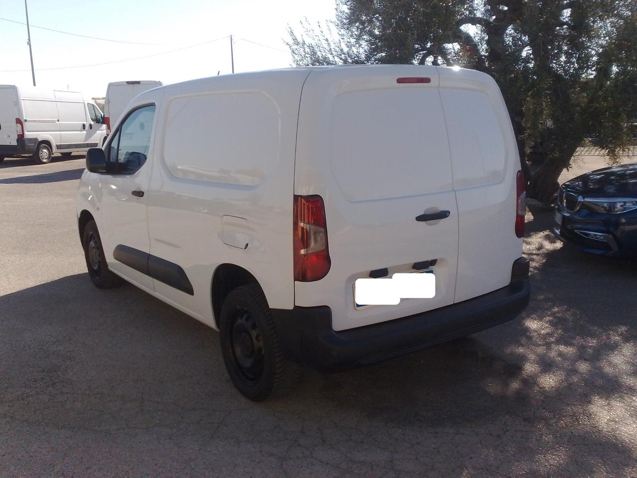 Fiat Doblo 1.5bhdi 130cv 3 POSTI - 2023