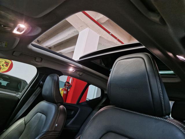 VOLVO XC40 2000 D4 AWD CV.190 INSCRIPTION+TETTO+19'+UNIPROP