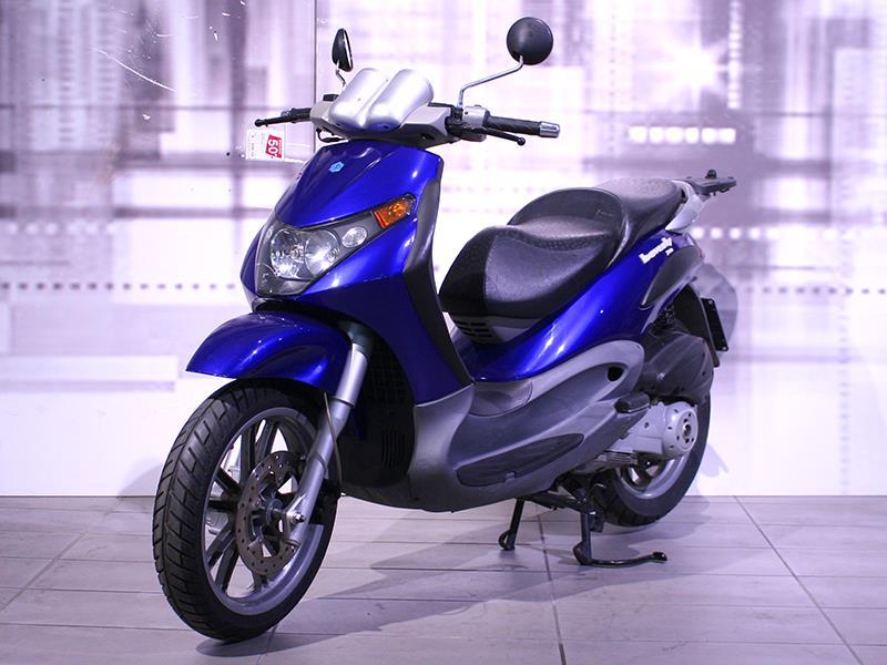 Piaggio Beverly 200