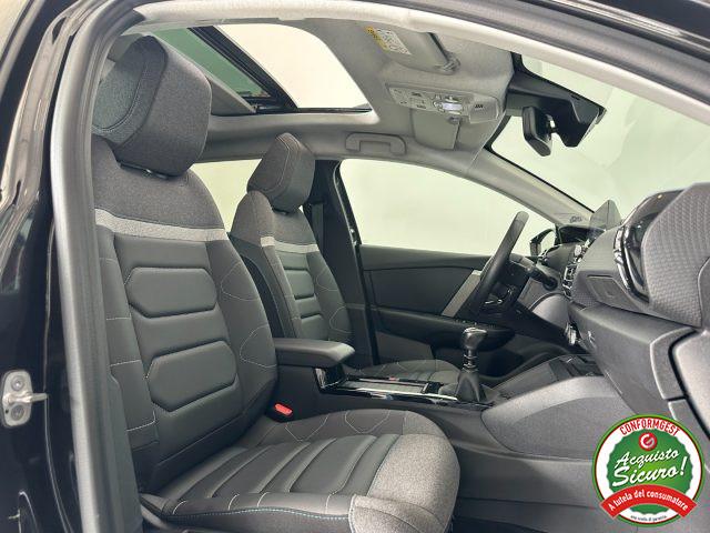 CITROEN C4 PureTech 130 S&S Shine