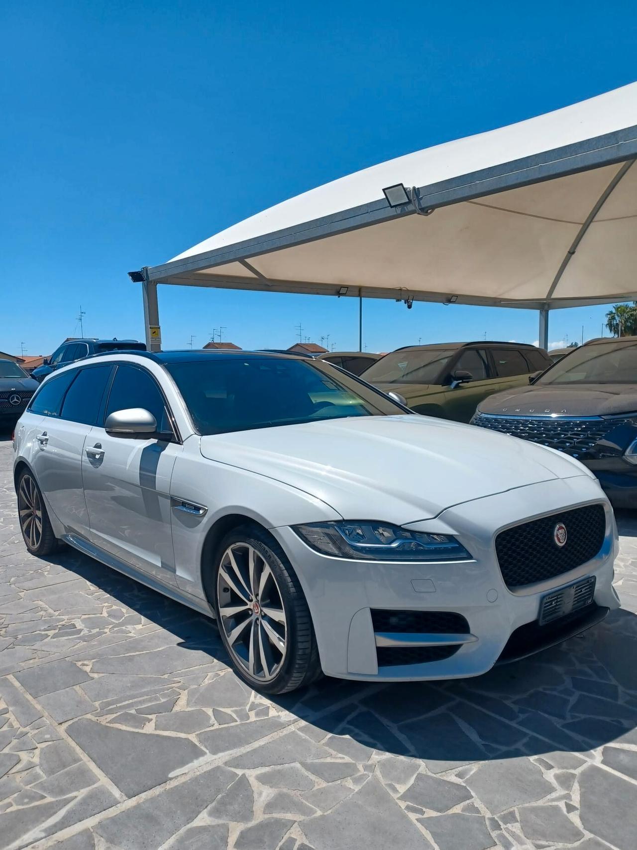 Jaguar XF Sportbrake 2.0 D 180 CV AWD aut. R-Sport
