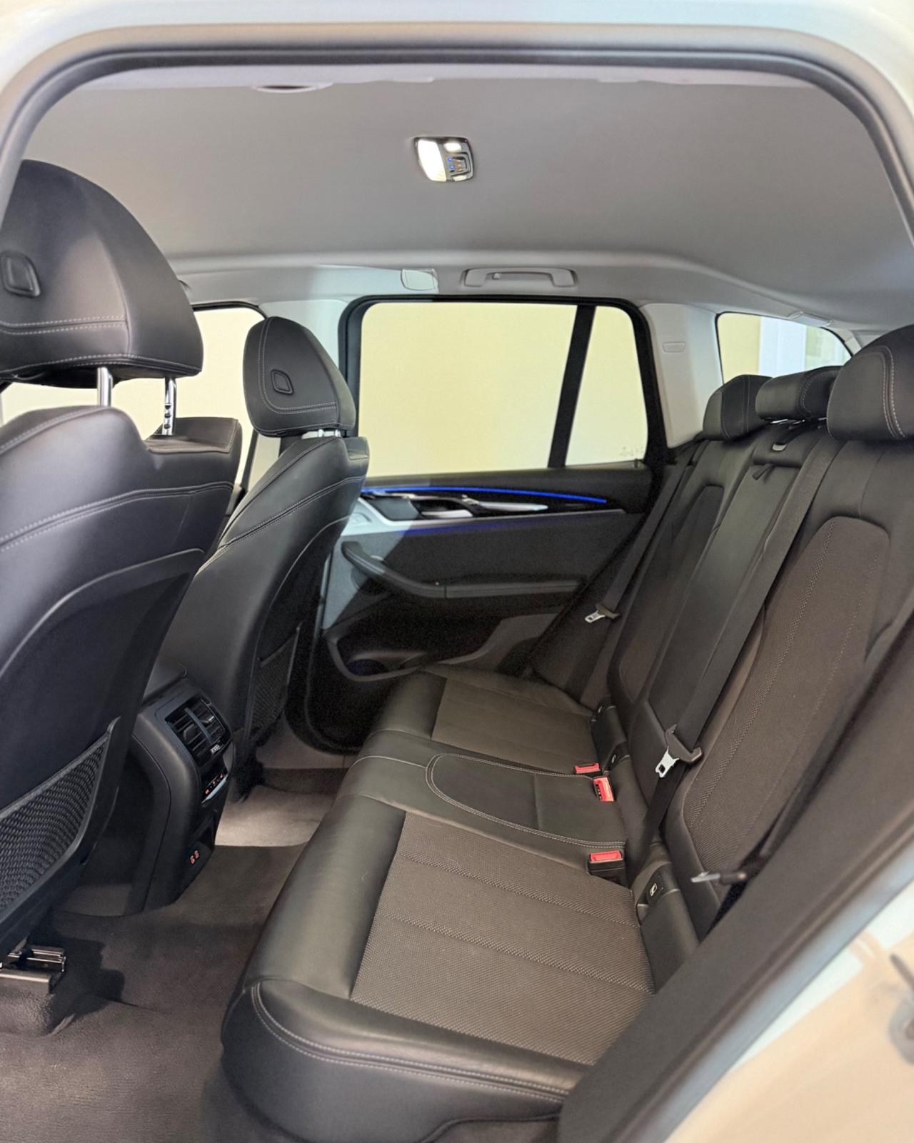 Bmw X3 sDrive18d Business Advantage