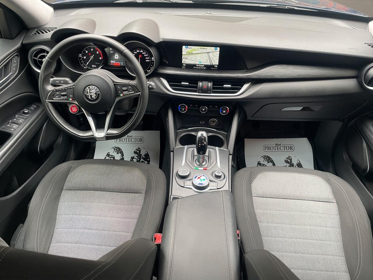 Alfa Romeo Stelvio 2.2 Turbodiesel 180 CV AT8 Q4 Business