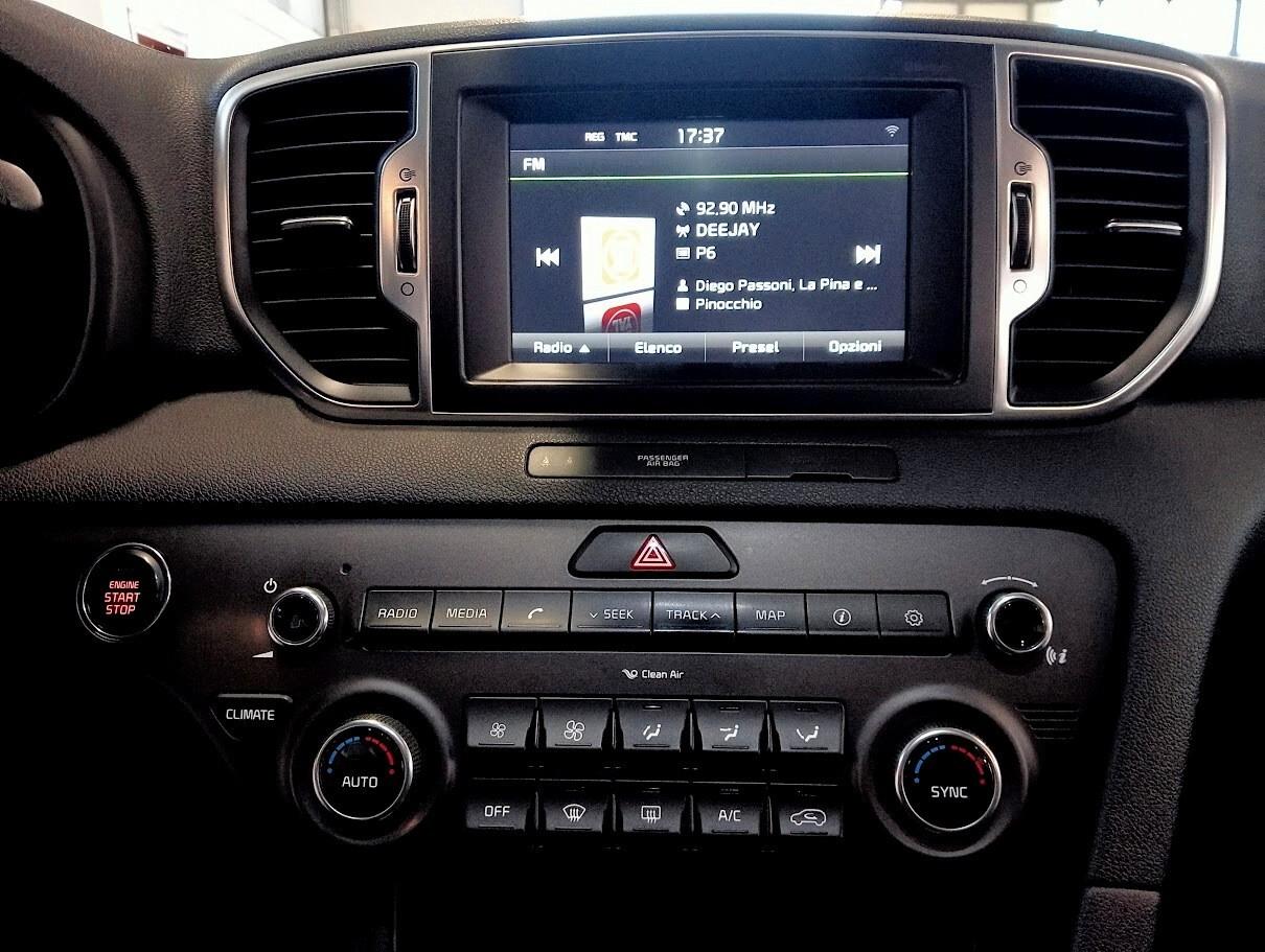 Kia Sportage 1.7 CRDI TETTO GANCIO CAMERA LED 19" BELLISSIMA