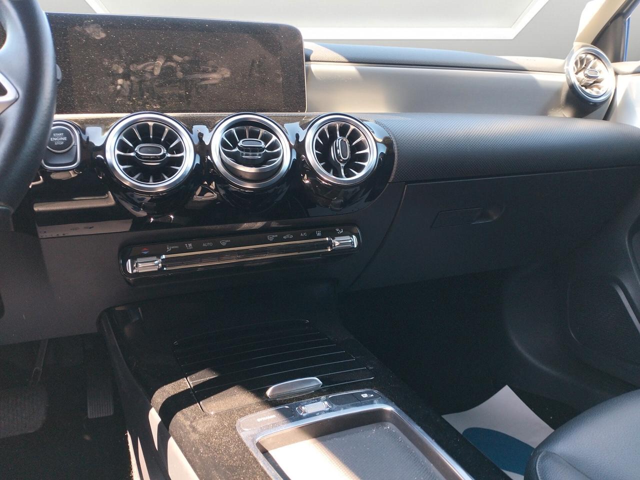 Mercedes-benz A 250 * SINISTRATA * PER OPERATORI DEL SETTORE *