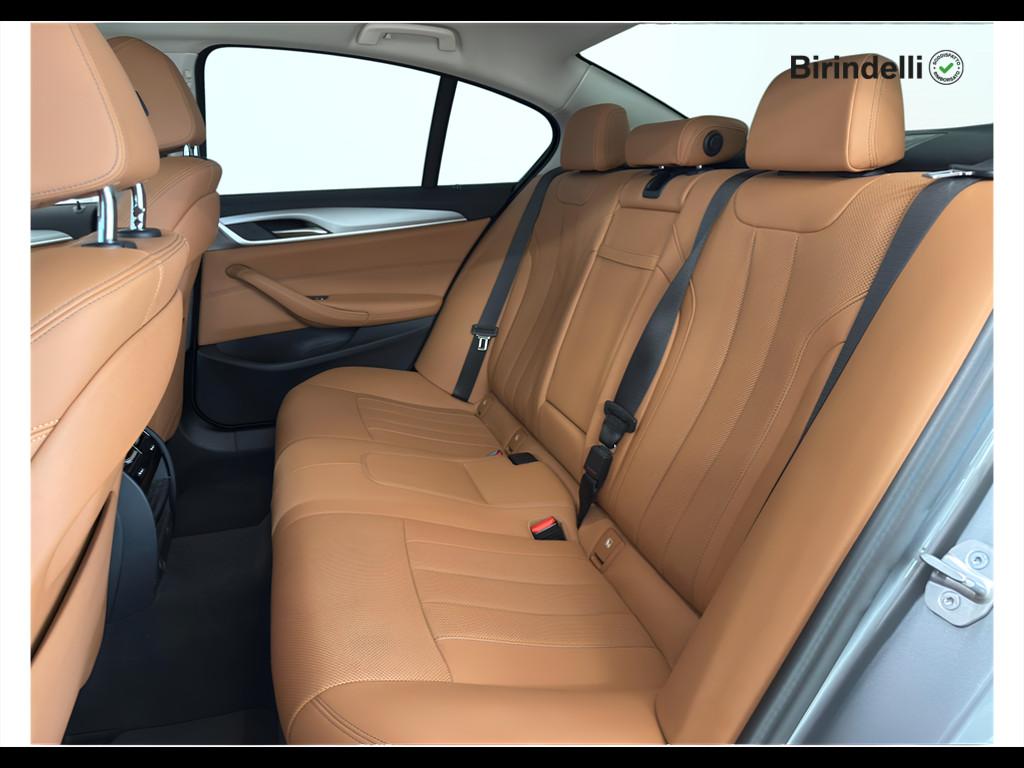 BMW Serie 5(G30/31/F90) - 520d 48V xDrive Business