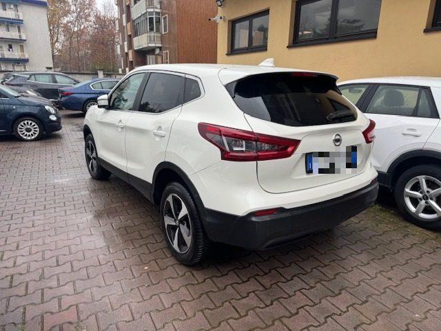 NISSAN Qashqai 1.6 dCi 2WD XTronic Tekna