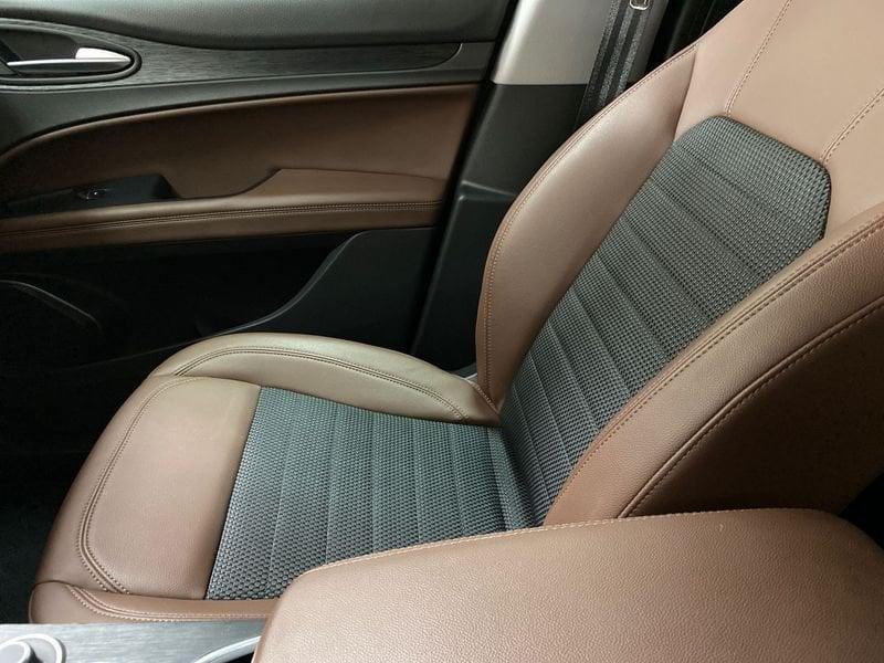 Alfa Romeo Stelvio 2.2 Turbodiesel 190 CV AT8 RWD Executive