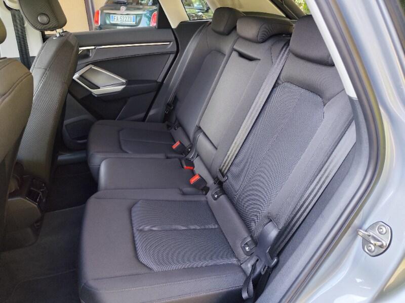 AUDI Q3 2ª serie Q3 40 TFSI quattro S tronic B...