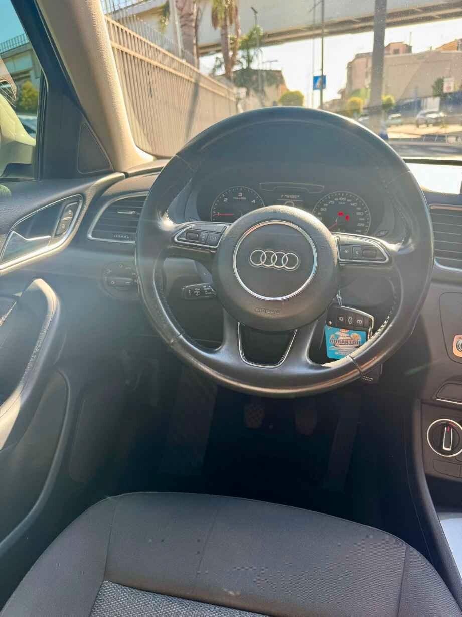 AUDI Q3 2.0 TDI 120 CV 120 CV